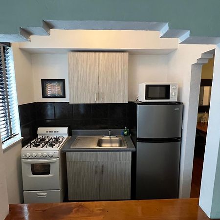 Sherbrooke All Suites Hotel 마이애미 비치 외부 사진