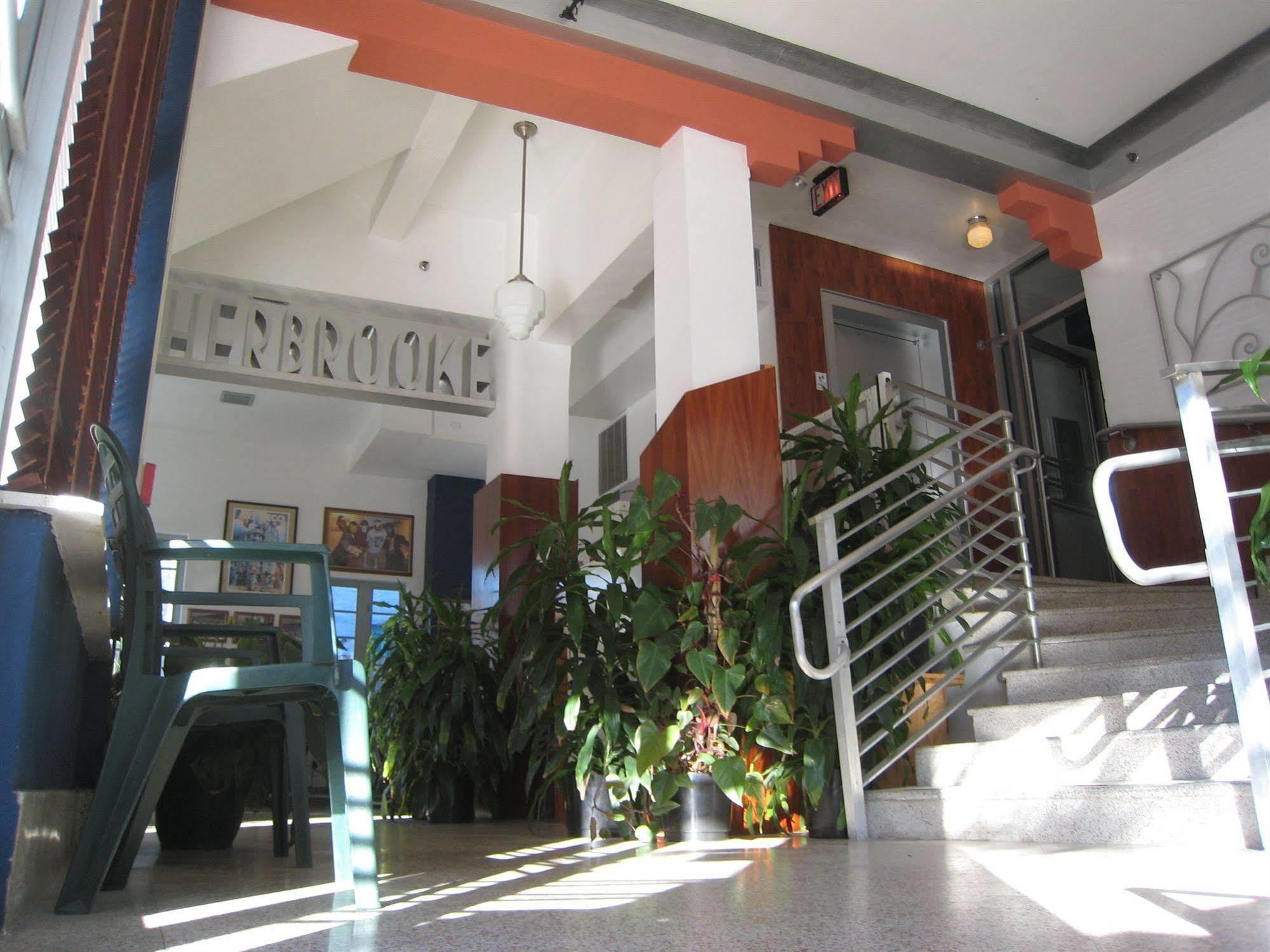 Sherbrooke All Suites Hotel 마이애미 비치 외부 사진